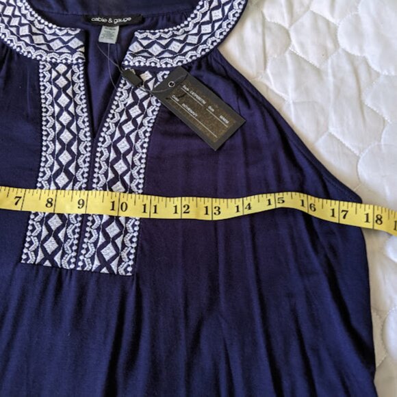 Ladies top - Picture 5 of 6